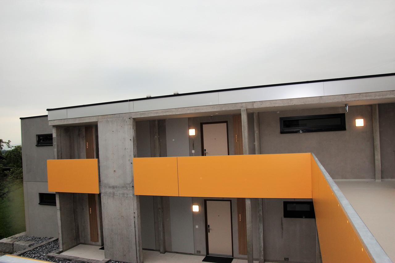 Wohnmotel - Hinterforst Altstatten Bagian luar foto