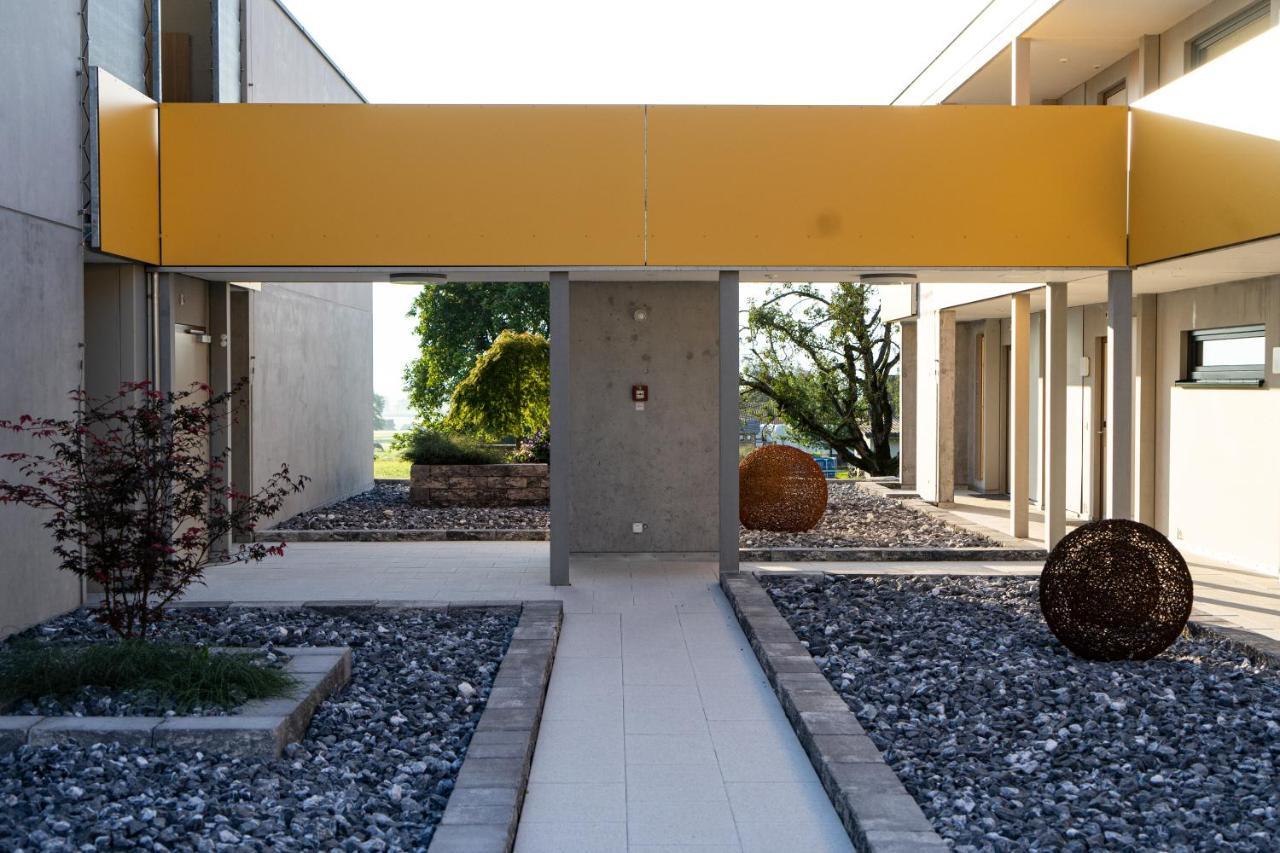 Wohnmotel - Hinterforst Altstatten Bagian luar foto